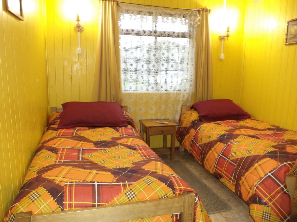 Hostal Emalafquen Pucón Chambre photo